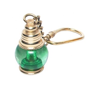 Porte-clés rond personnalisé en forme de lanterne, 4 pièces, outil en métal brillant gravé, artisanat en métal, vente en gros - Product Image 2