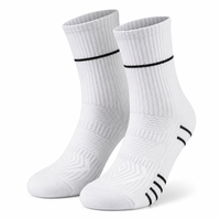 Chaussettes de sport respirantes en coton personnalisées OEM pour hommes et femmes, chaussettes de course à pied en maille ventilée