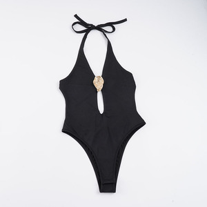 Combinaison une pièce noire pour femme, col halter, avec boucle métallique, sexy, décolleté profond en V, combinaison à découpes, dos nu, vêtements de plage - Product Image 6