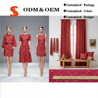Kain Katun Poplin Organik Bermotif Bunga Merah Berpinggiran Emas untuk Gaun, Kemeja, Rok, dan Setelan Wanita dan Anak Perempuan