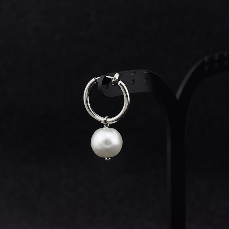 E030-Whiet 2 ( no ear hole an earring)