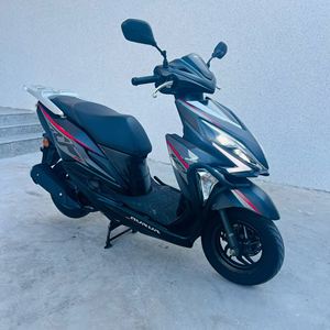 Honda <span class=keywords><strong>Rebel</strong></span> <span class=keywords><strong>125</strong></span> d'occasion, <span class=keywords><strong>125</strong></span> cm³, fabriquée en 2020, plus de 8 000 km au compteur, freins CBS, démarrage sans clé, économique en carburant et durable - Product Image 6