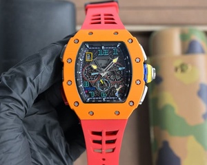 Reloj Naranja de Fibra de Carbono con Movimiento Automático a Prueba de Agua - Product Image 1