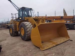 Chargeuse sur pneus Caterpillar 980G d'occasion, modèle 2015, capacité de charge nominale de 8 tonnes, moteur de 278 kW, 4001-6000 heures de fonctionnement, origine américaine, capacité de la benne de 14,5 m³ - Product Image 3
