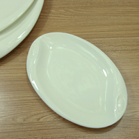 Restaurant hotel super dubai set de grandes assiettes en céramique gaufrée blanc