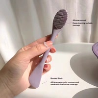 Pinceau de maquillage spécial double tête en silicone pour masque et applicateur de boue, outil de nettoyage et de raclage pour le visage, idéal pour le spa et les salons de beauté