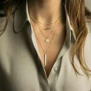 Collier multi-couches en acier inoxydable couleur or EManco pour femme, style minimaliste chic avec pendentifs disques ronds pour le quotidien et le bureau - Product Image 4