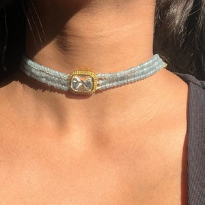 Cuentas de piedra con gargantilla de tres capas Kundan y juego de aretes Kundan Collar de piedras preciosas para compromiso de boda y Aniversario - Product Image 1