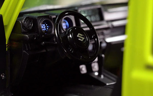 Coche de Control Remoto <span class=keywords><strong>Suzuki</strong></span> <span class=keywords><strong>Jimny</strong></span> 2.4G Proporcional RTR Eléctrico con Sonido, Luces LED y Humo, Escala 1/16, SUV <span class=keywords><strong>RC</strong></span> con Remolque, Juguete de Regalo - Product Image 4