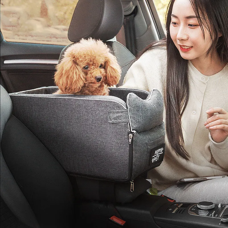 Comfortable Safety Removable Washable Small Animal Car Armrest Center Console Dog Kennel Pet Booster Seat For Cars