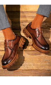 Chaussures en cuir classiques tendance 2022, marron, bout rond, style décontracté - Product Image 3