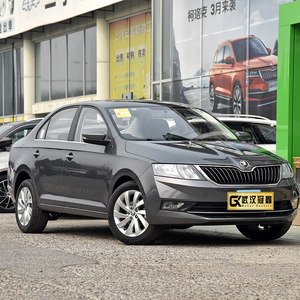 Auto Usate <span class=keywords><strong>Skoda</strong></span> Rapid <span class=keywords><strong>Berlina</strong></span> Usata con Cambio Automatico, Benzina, Guida a Sinistra 2025 Prezzo Conveniente Basso Chilometraggio in Vendita Spedizione Globale - Product Image 3