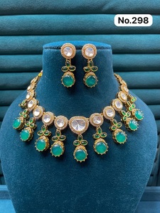 Collier en zircon haut de gamme avec boucles d'oreilles, ensemble de bijoux de luxe pour femmes, pour mariage, réception, anniversaire, festival - Product Image 1