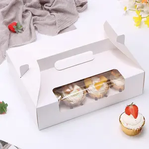 Белая картонная упаковка для кексов и кексов