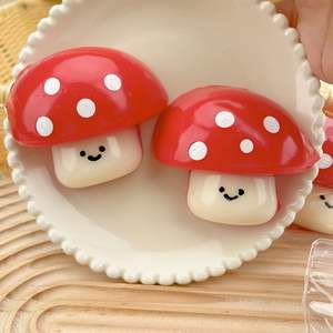 CHENXI Nuevo Diseño Juguete Antiestrés de TPR con Forma de Hongo de 8cm, Sensorial, de Rebote Lento, para Niños de 8+ Años - Product Image 3