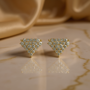 Orecchini in Oro con Diamanti, Oro Massiccio 18K, Diamanti Naturali Taglio Triangolare, Gioielli Classici da Sposa per Donna - Product Image 2