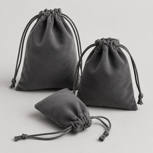 Vente en gros de pochettes en velours personnalisées avec logo, sacs en velours à cordon pour bijoux, pour cadeaux - Product Image 2