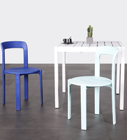 Chaise de salle à manger scandinave sans accoudoirs, dossier ouvert, ronde, en polypropylène (PP), empilable, pour jardin, café, cuisine, restaurant en extérieur