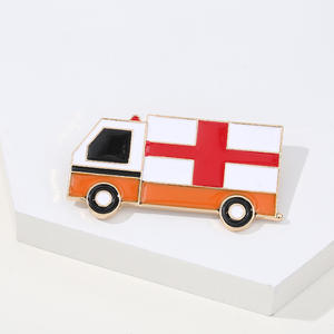 新しい創造的なかわいい医療テーマブローチピン絶妙なエナメル金属ブローチナースドクター聴診器救急車形状ラペルバッジ - Product Image 4