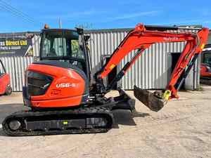 Mini-excavatrice Kubota U56 d'occasion de 5 tonnes |   Excavatrice sur chenilles d'occasion de 6 tonnes |   Moteur de pompe à haute puissance |   Durable pour les robots à chenilles - Product Image 5