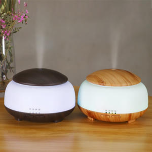 Diffuseur d'arômes à grain de bois 300 ml, humidificateur ultrasonique avec télécommande pour la maison et le bureau - Product Image 4