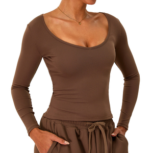 Top de fitness de manga larga ligero y transpirable para mujer, cuello en V convertible y hombros descubiertos, ajustado para exteriores - Product Image 6