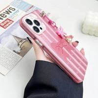 Accessoires mobiles pour femmes avec bracelet papillon, coque de téléphone de couleur violette pour iPhone 12 13 14 15 16 17 18 Pro Max