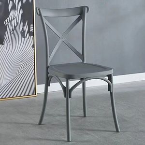 Ücretsiz örnek Nordic ortaçağ tarzı restoran Pub sandalye renkli çapraz geri plastik yemek odası mobilyası sandalye - Product Image 6