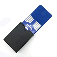 Étui en cuir PU personnalisé avec logo en relief, porte-cartes TCG, boîte de rangement pour cartes à collectionner pour les magasins de jeux, les collectionneurs, la vente en gros, OEM, ODM
