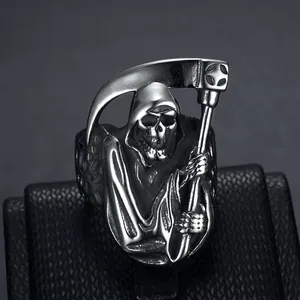 Trendiger Hochwertiger Edelstahl-<span class=keywords><strong>Ring</strong></span> im <span class=keywords><strong>Retro</strong></span>-Punk-Stil mit Coolem Sensenmann-Motiv und Dominantem Totenkopf in Antiksilber für Männer - Product Image 3