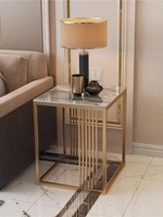 Table basse compacte carrée en pierre ardoise avec cadre métallique, style nordique, luxe léger, moderne et minimaliste, pour salon, sans installation