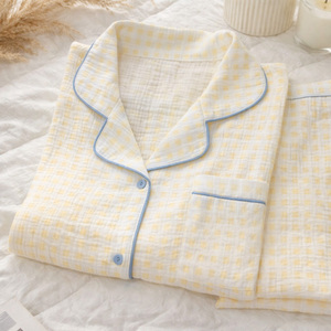 بيجامة نسائية من القطن العضوي 100٪ بنقشة مربعات بلون كريمي أصفر، ملابس نوم مخصصة لطيفة - Product Image 1