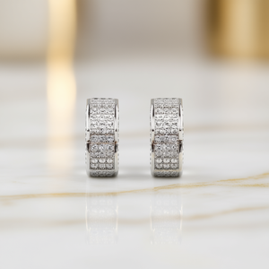 Boucles d'oreilles en or pour femmes E717, diamants ronds taille brillant, couleur G, naturels, luxe, pour tous les jours - Product Image 2