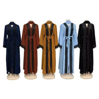 Abaya pour femmes musulmanes à bordures contrastées, robe longue à manches longues et devant ouvert, ceinturée, style Kaftan islamique de Dubaï, robe de prière décontractée