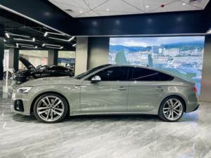 <span class=keywords><strong>Prix</strong></span> de gros <span class=keywords><strong>Audi</strong></span> <span class=keywords><strong>S5</strong></span> Turbo essence 3.0 d'occasion <span class=keywords><strong>2021</strong></span>, 4 roues motrices, 5 places, cuir foncé, R20 gauche - Product Image 4