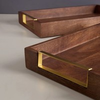 Lot de 2 plateaux de service en bois de noyer avec poignées en métal doré pour le service des aliments, idéal pour la décoration du lit, de la télévision, du pouf ou de la table basse