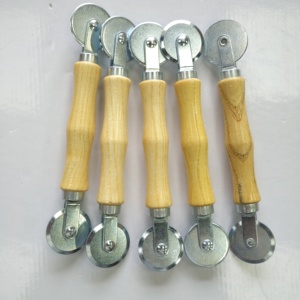 Rodillo para Instalar Mallas Metálicas, Herramienta con Mango de Madera para Instalar Mallas, Rodillo Manual para Herramientas Manuales - Product Image 5