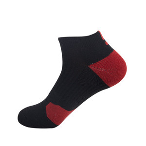 Hot Sale Breathable Towel Bottom Professional <strong>Men</strong> Cotton <strong>Ankle</strong> Basketball <strong>Socks</strong> - Product Image 3