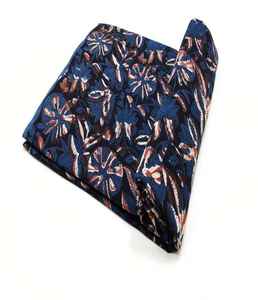 Tela de Algodón Hecha a Mano con Estampado Artístico para Kurti, Dupatta, Vestidos y Decoración del Hogar - Product Image 3