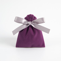 Petit sac à bijoux en velours, logo personnalisé, pochette à cordon en velours pour emballage cadeau de bijoux