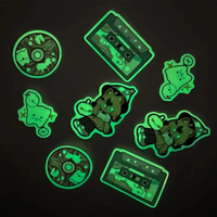 Autocollants lumineux phosphorescents personnalisés en PVC durable et imperméable, découpés, brillent 4 à 8 heures, thème Halloween, amovibles pour voiture