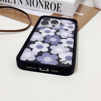 Tissu + acrylique + TPU Style amour fleurs étui de téléphone à carreaux pour iphone 16promax/Iphone 16pro/16/16plus /15promax/15plus/14/13/12