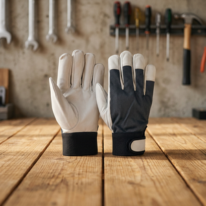 Gants de travail en cuir antidérapants JNA GROUP blancs et gris avec bracelet réglable, gants de sécurité polyvalents, épaisseur 4 mil, sans silicone - Product Image 4