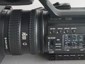 Videocámara Profesional HD Usada Sonyss HXR NX100 con Zoom Óptico de 12X, Estabilización Óptica de Imagen, Videocámara de Mano - Product Image 2