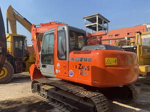 Excavatrice d'occasion Hitachi EX 120-3G 2023, 12 tonnes, capacité de la benne de 0,6 m³, faible nombre d'heures de fonctionnement, composants essentiels du moteur et du bloc moteur - Product Image 1