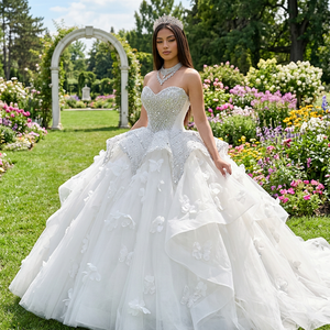 Vestido de Novia Moderno Wx380 Color Marfil de Manga Larga con Apliques de Cristales y Volantes de Tul, Estilo Princesa con Cola Capilla, Venta al por Mayor - Product Image 1