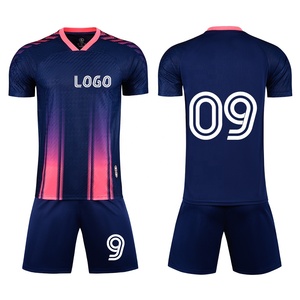 Set Personalizzato di Maglie da <span class=keywords><strong>Calcio</strong></span> a Rapida Asciugatura per Uomo e <span class=keywords><strong>Bambino</strong></span>, 100% Poliestere, T-Shirt e Pantaloncini in Rete di Alta Qualità - Product Image 3