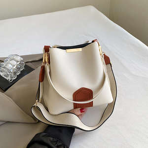 New fashion luxury designer women's bucket bag PU leather <b>handbag</b> wholesale crossbody bag - Product Image 3