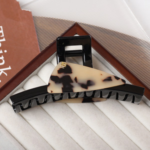 Pinza de Pelo de Acetato con Logotipo Personalizado, Pinza de Pelo Moderna con Diseño Geométrico de Concha de Tortuga, Accesorios para el Cabello de Lujo Discreto, Venta al Por Mayor - Product Image 6