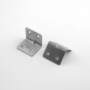 Soporte de Esquina de Acero Inoxidable Hardibosi 31x31x37mm, Conector Duradero para Mesa y Silla - Product Image 3